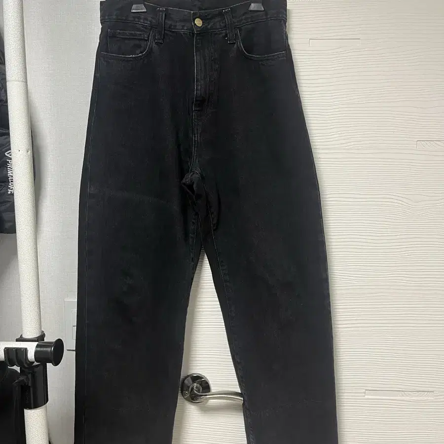 [새상품급]칼하트 데님팬츠(black) size28