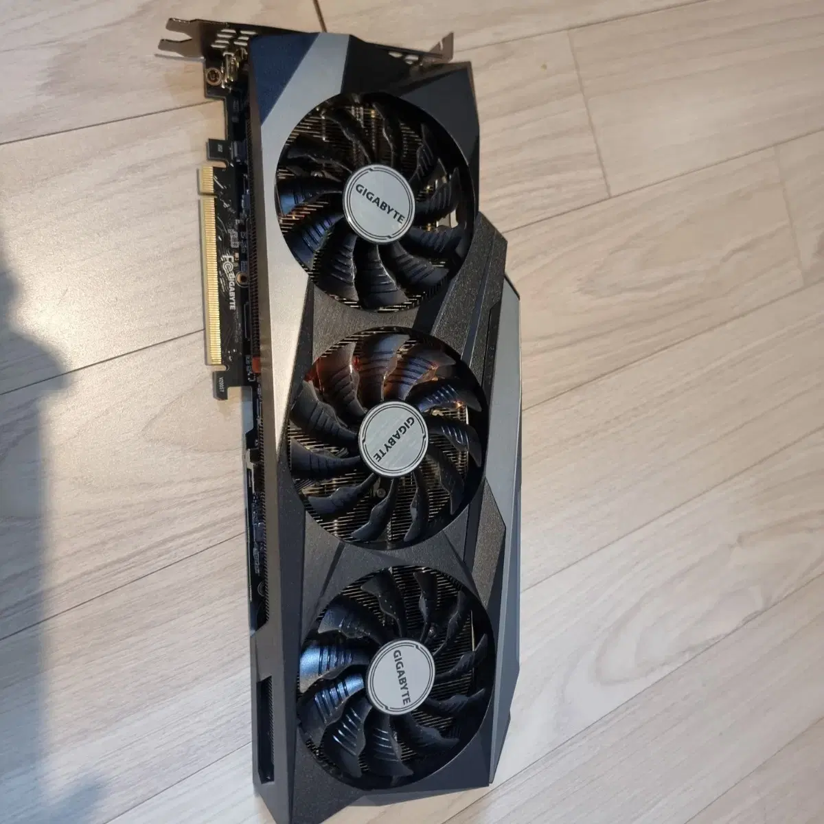 기가바이트 RTX 3080TI 게이밍 OC 12gb 팝니다