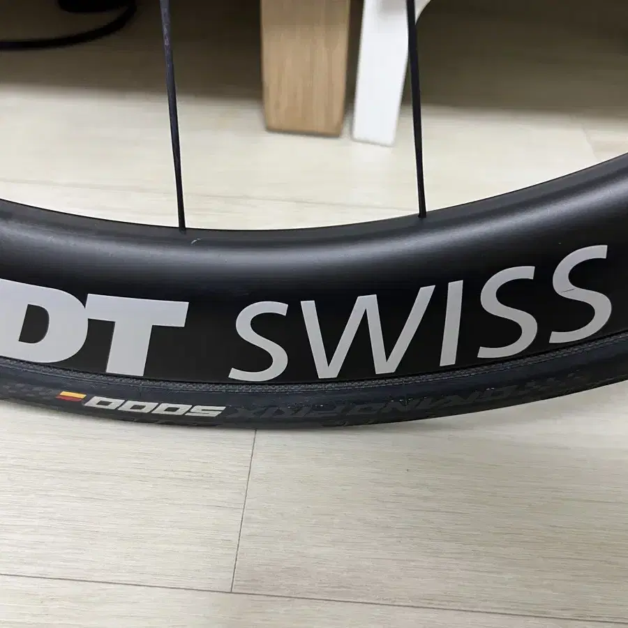 DT SWISS ERC 1100 DICUT 휠셋