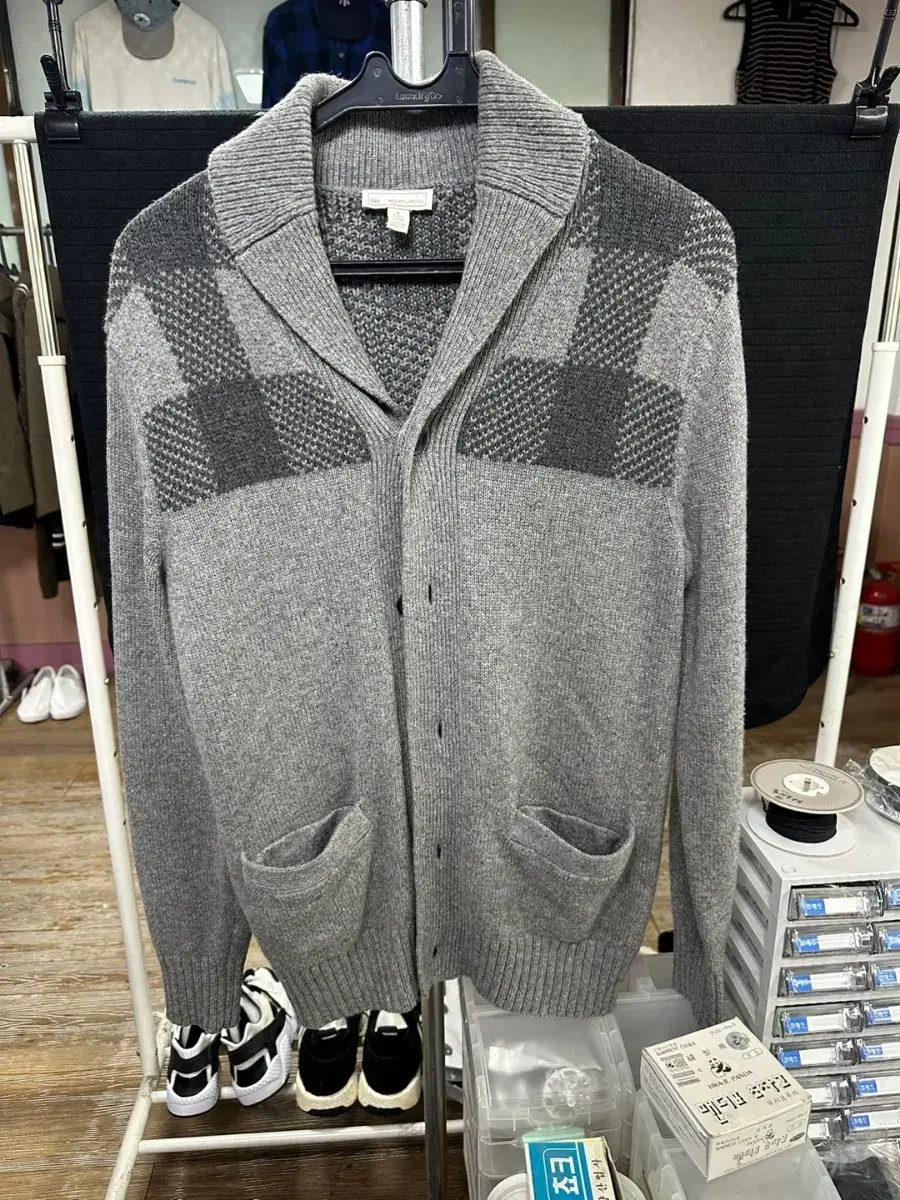 GAP Cardigan