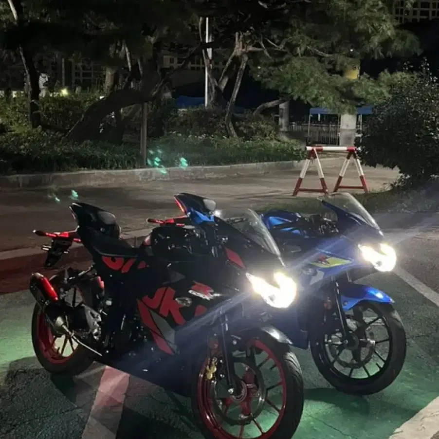 스즈키gsxr125 21년식