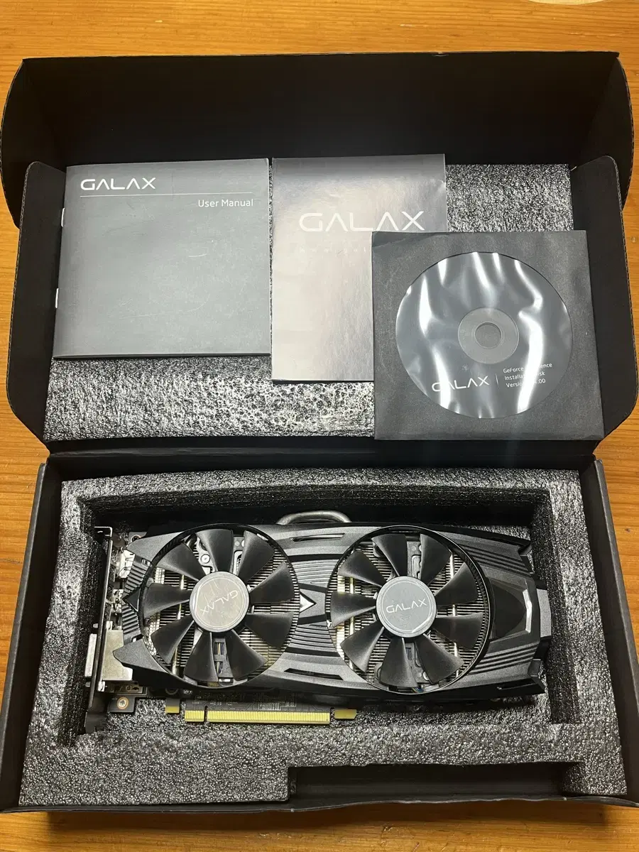 갤럭시 GTX 1060 그래픽카드 풀박스