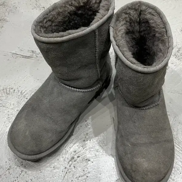 UGG 어그부츠 230