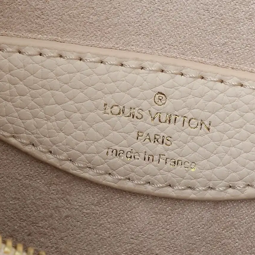 Louis V uitton루이비 통 숄더백 BB백 M13224