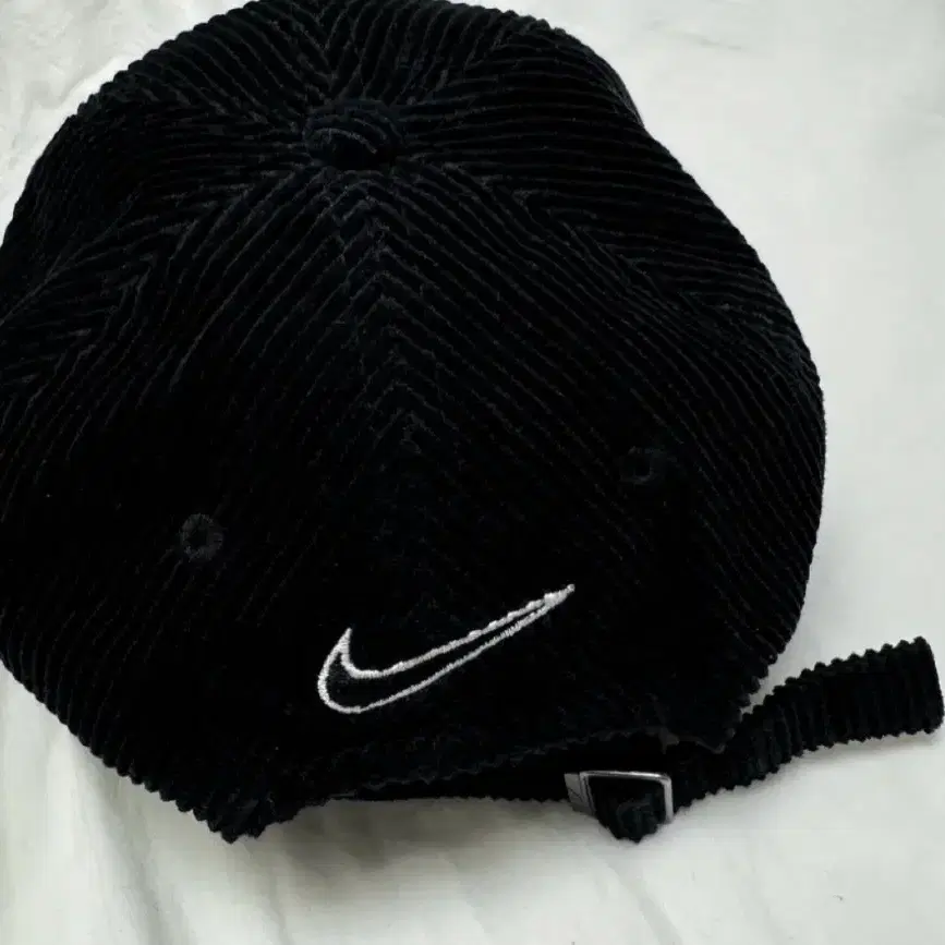 슈프림 나이키 캡모자 Supreme x Nike Arc Corduroy