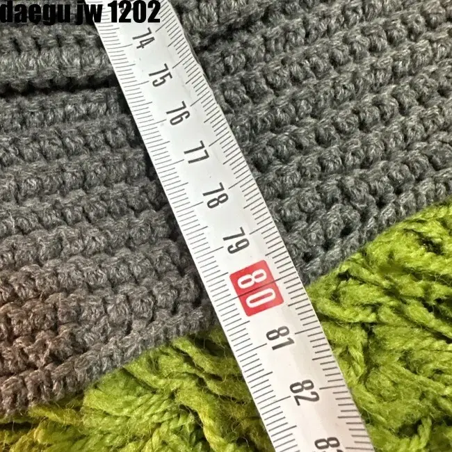 100 LEVI STRAUSS & CO CARDIGAN 리바이스 가디건