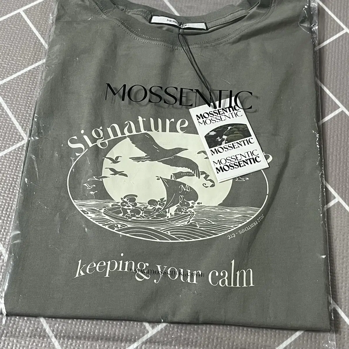 모센틱 MOSSENTIC Graphic box T-shirt_Khaki