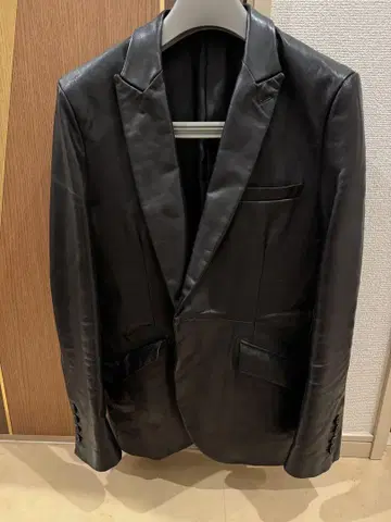 MEN'S TENORAS 멘티노라스 램 가죽 재킷