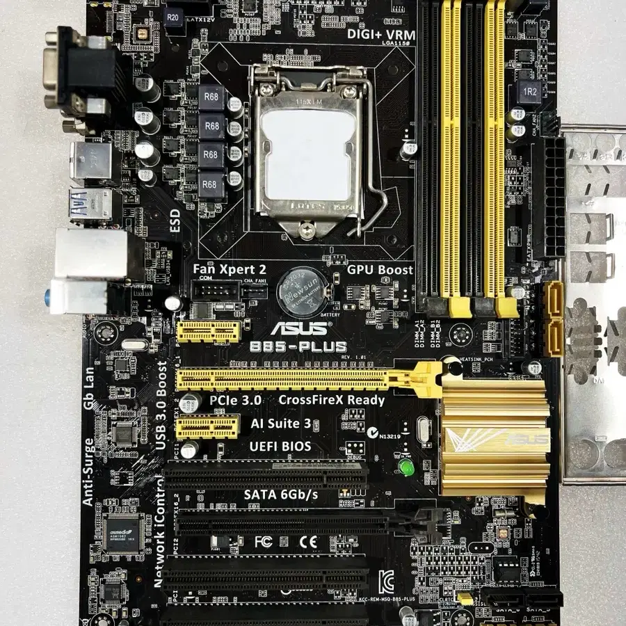 Asus B85 PLUS