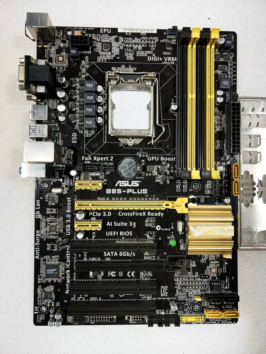 Asus B85 PLUS