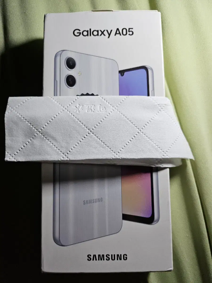 Galaxy A05 Overseas sealed Brand new (RAM 4G+ROM 64G, dual-core/LTE/self-contained