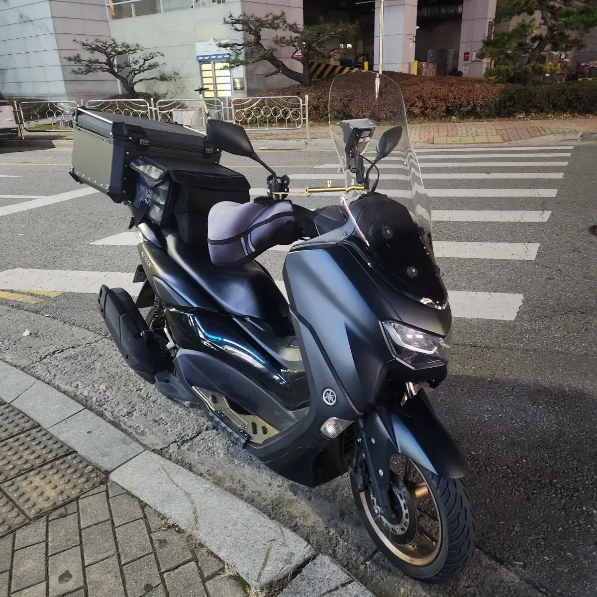 Nmax125 22년식