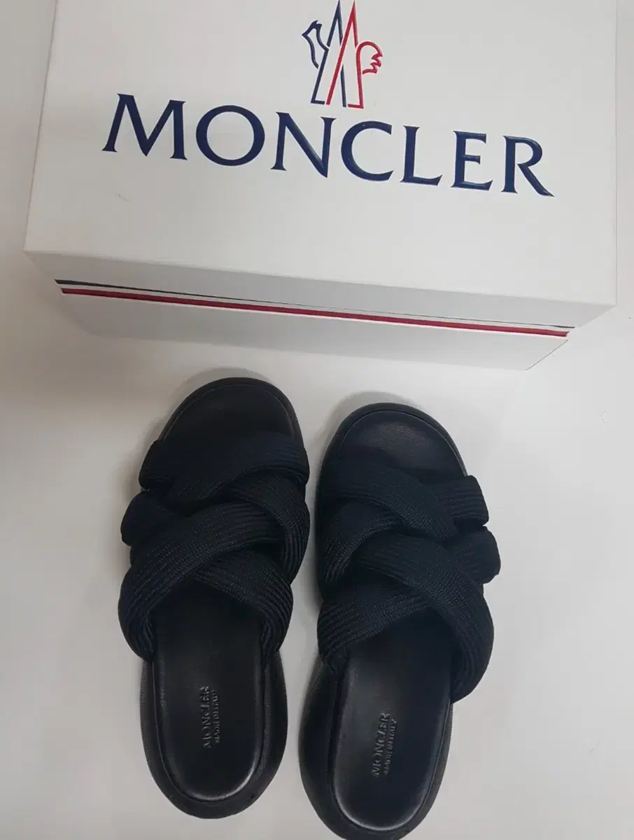 몽클레어 여성 샌들 슬리퍼 moncler