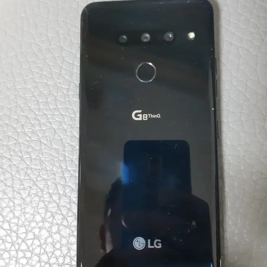 lg g8