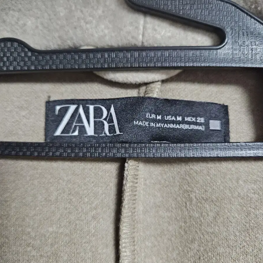 ZARA 자라 후드코트