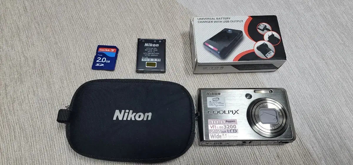 Nikon COOPIX S600