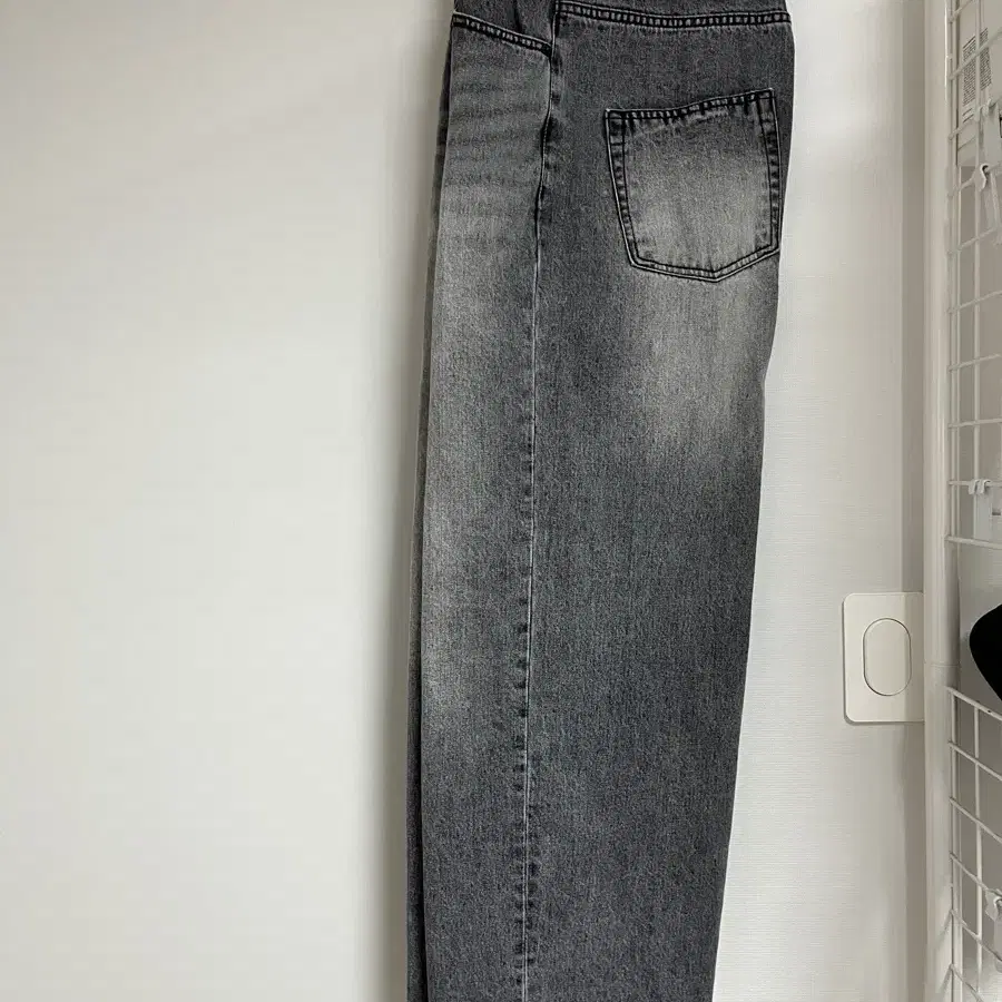 다이브인 /   LOOSED WIDE DENIM PANTS / 1size