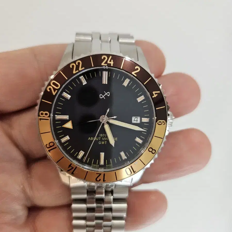 스코브안데르센 1970 GMT 버건디