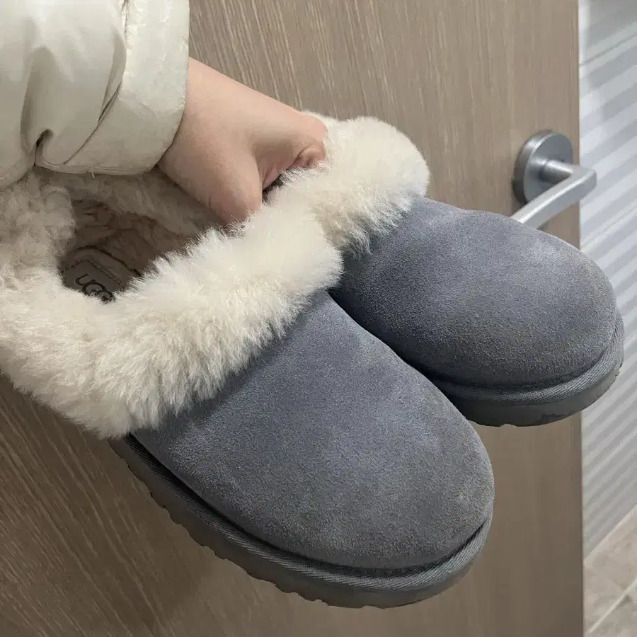 ugg 니타 그레이