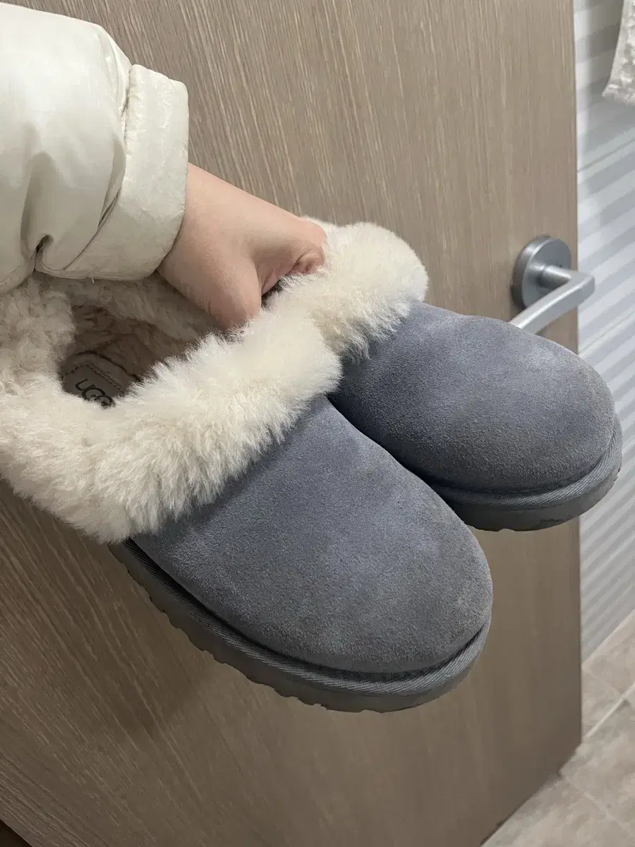 ugg 니타 그레이