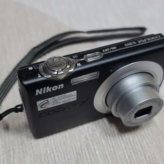 Nikon 203