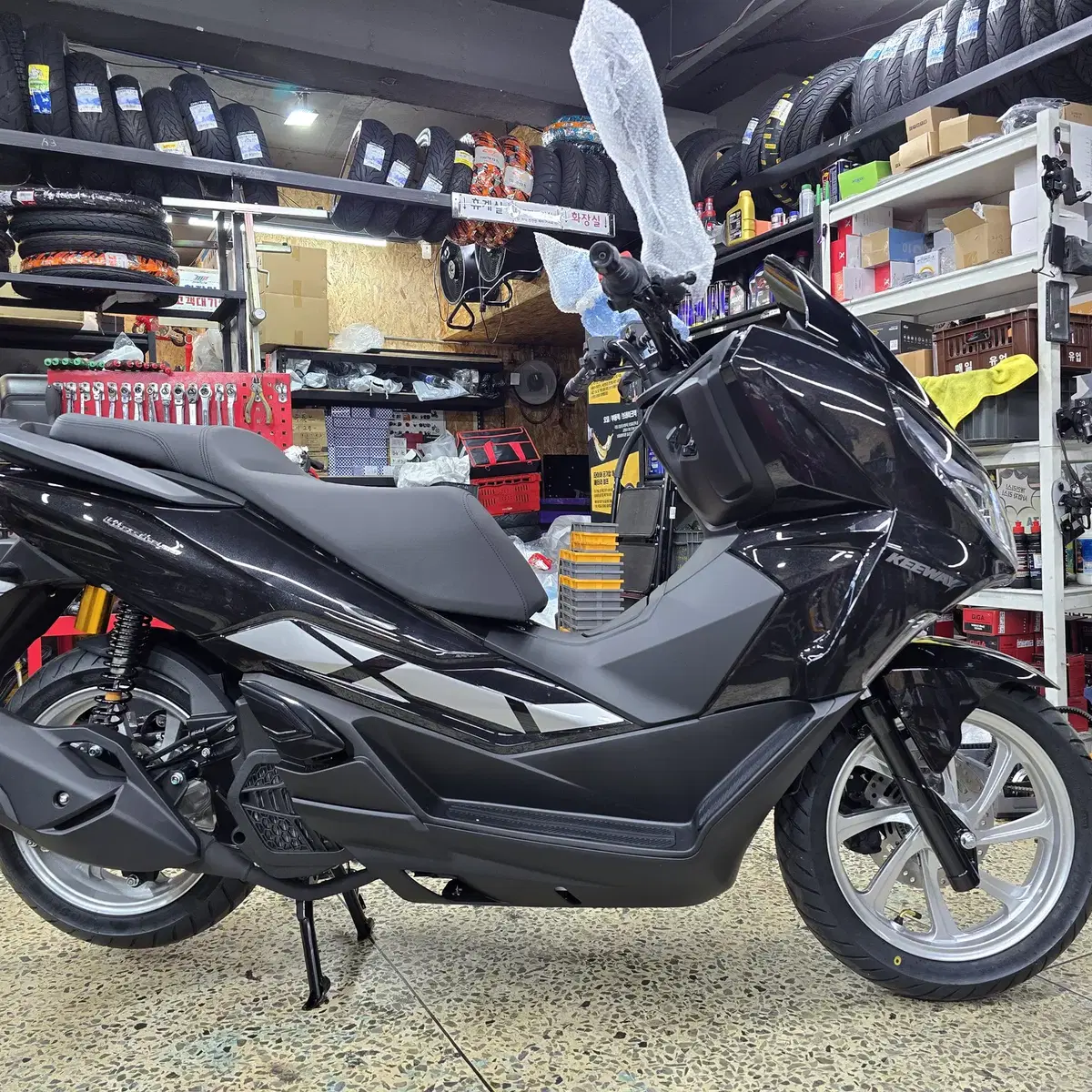 부산 키웨이 비에스테125 LX 신차 즉시출고가능 PCX NMAX