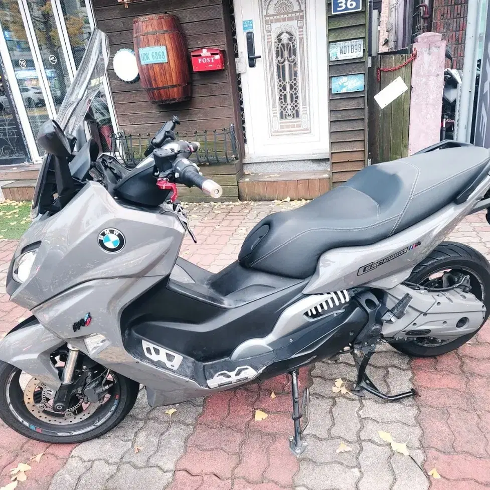 bmw c650s 16년 팝니다.