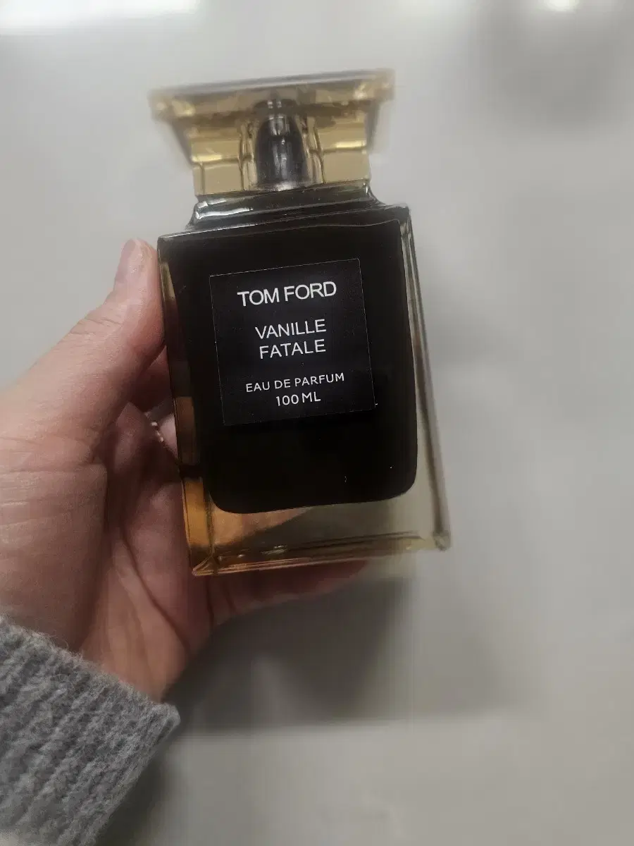 톰포드 바닐 파탈 100ml 무료배송 새상품 Vanille Fatale