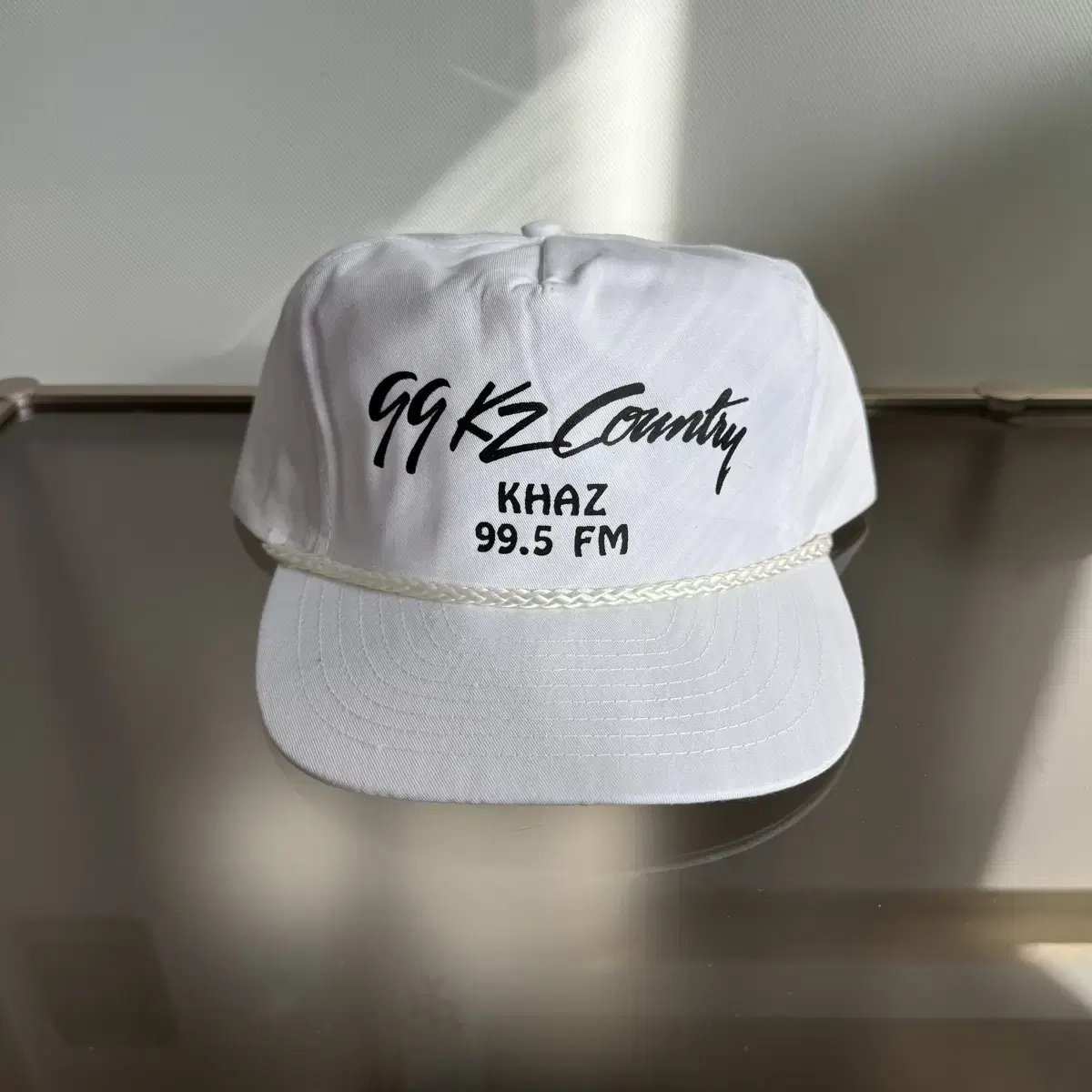 USA99 KZCounty white trucker cap leather