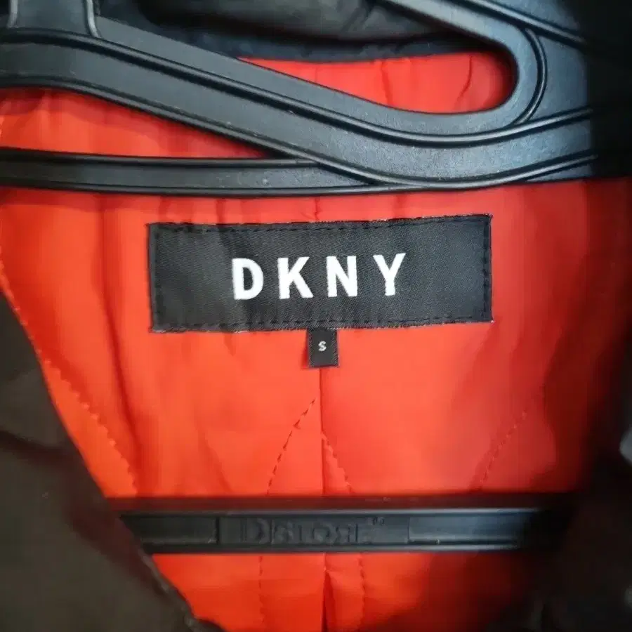 DKNY 점퍼