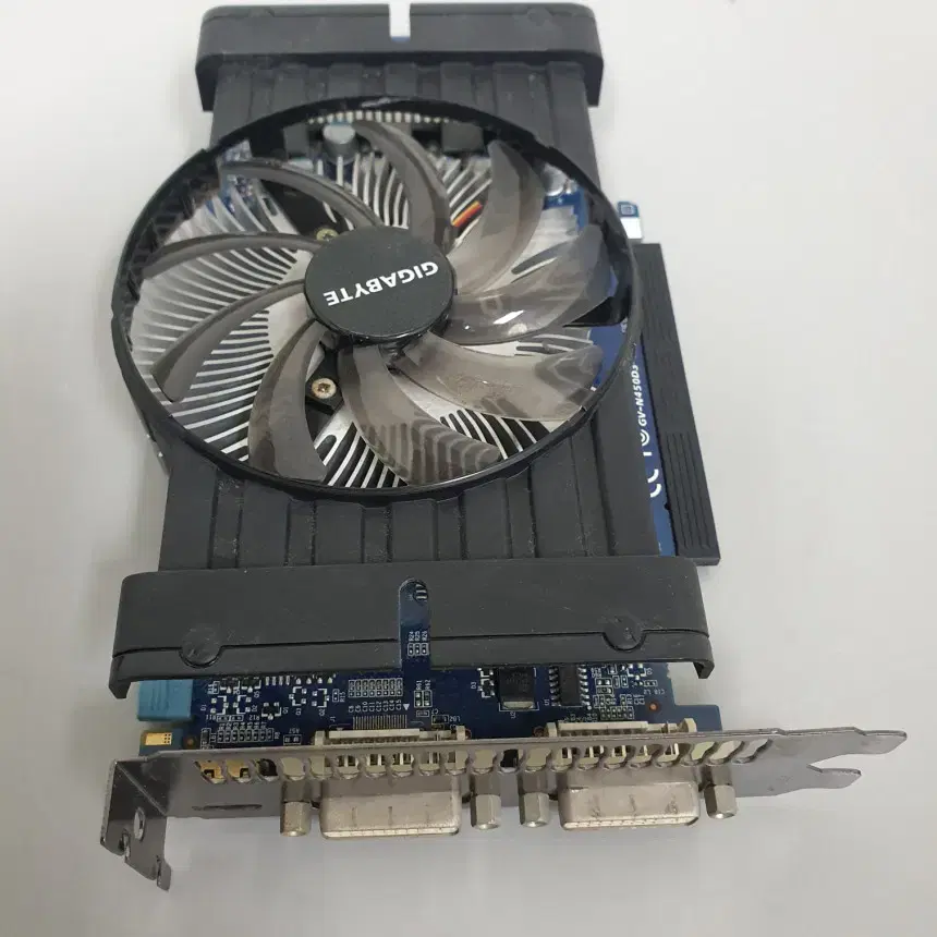 [무료배송] 중고 GIGABYTE GTS 450 그래픽카드