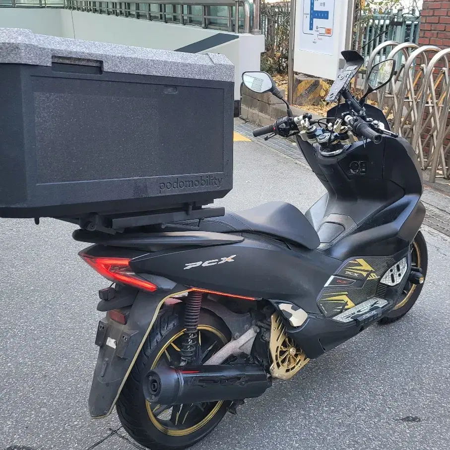 혼다 PCX 125 스쿠터 판매합니다