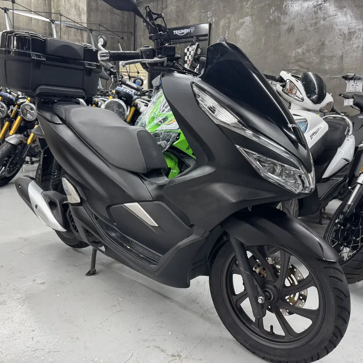 20년식 혼다 PCX125 (53,709km) 갤럭시탑박스,자석충전거치대