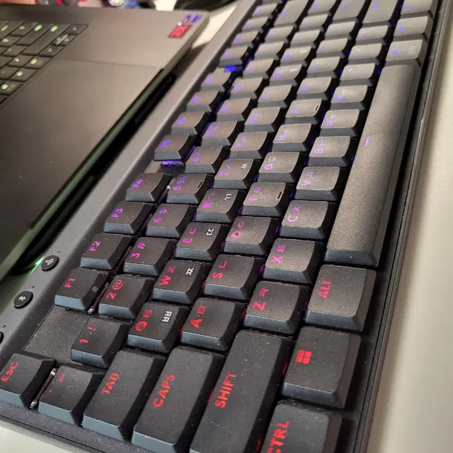 로지텍 G515 유무선 TKL 키보드 리니어