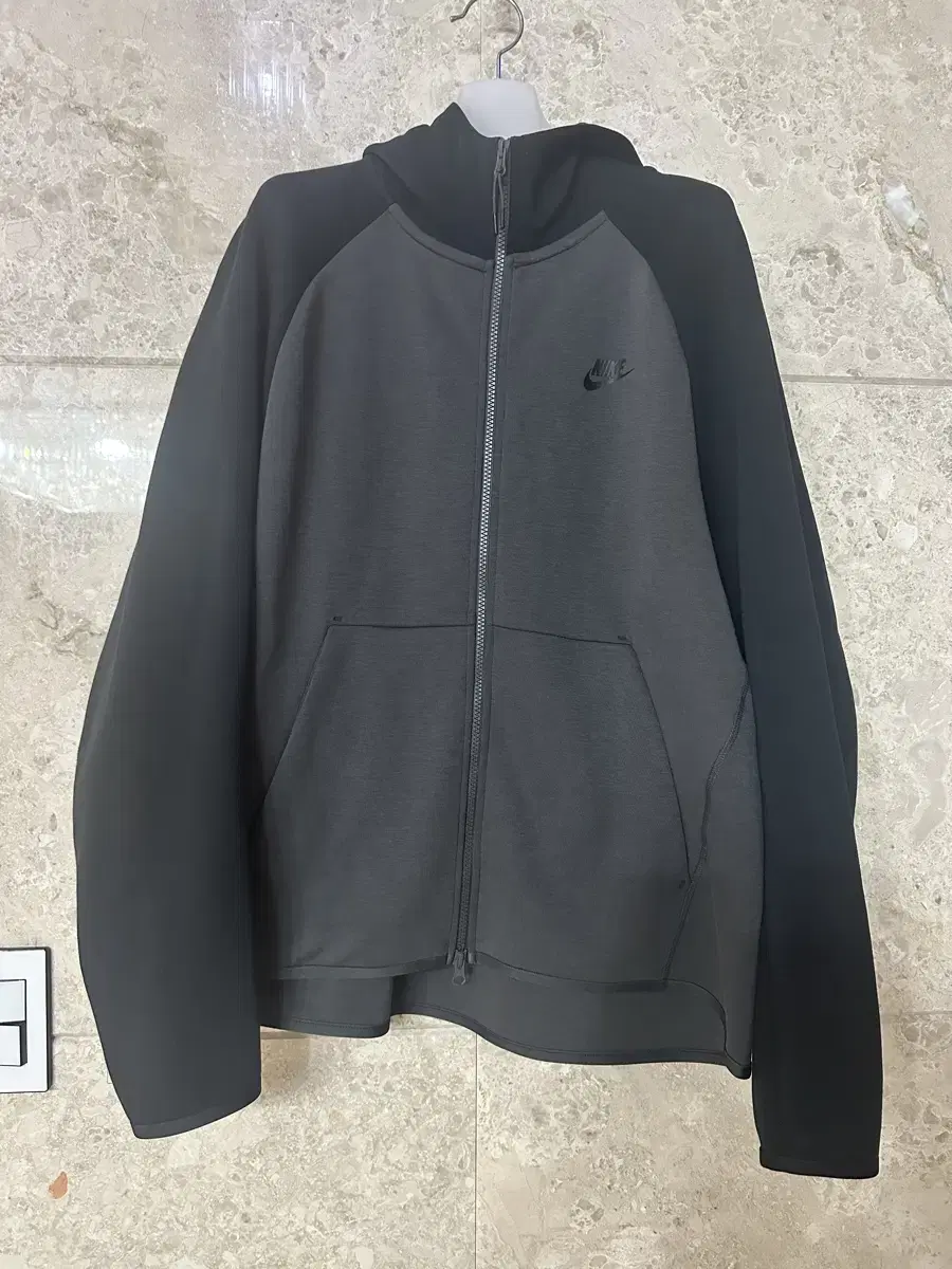 Nike Tech Fleece Hooded Zipped Up XXL