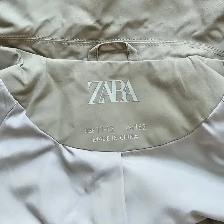 (새상품급) (아동용) (ZARA) 자라 트렌치 코트