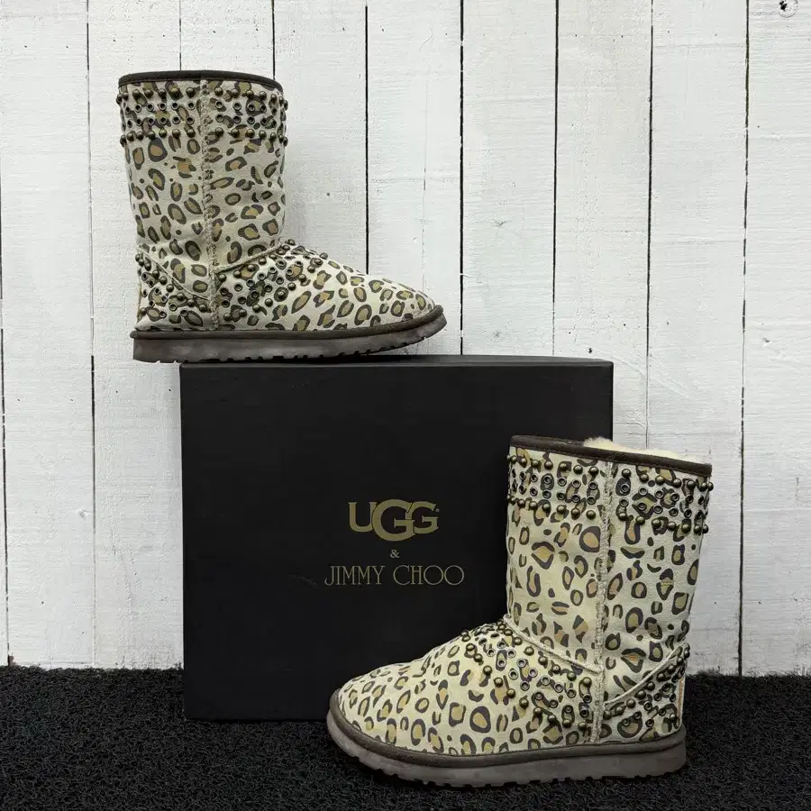 ugg x jimmy choo 어그x지미추 부츠