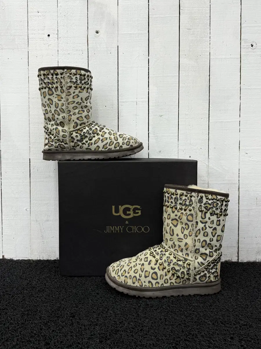 ugg x jimmy choo 어그x지미추 부츠