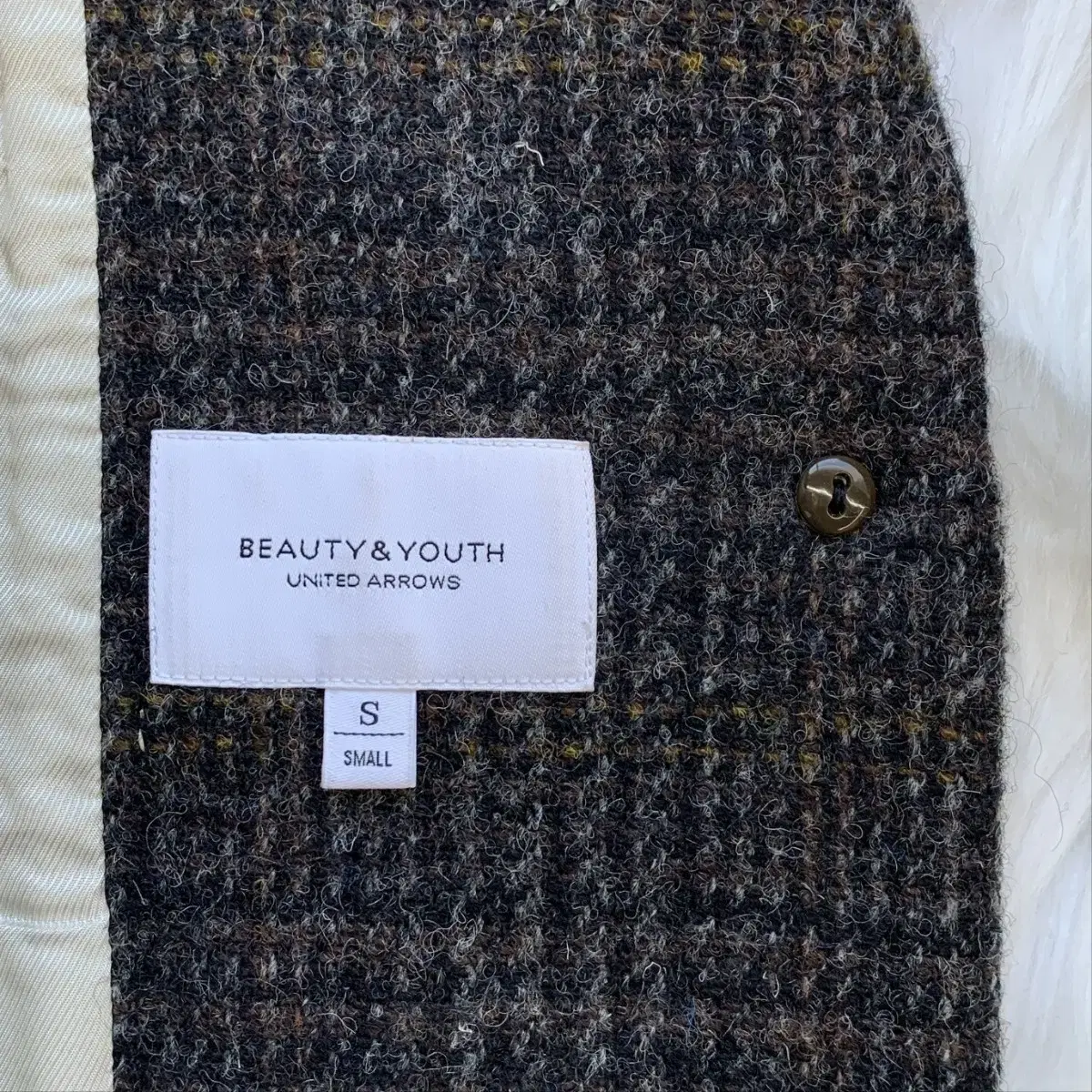 BEAUTY&YOUTH  Harris Tweed 체크 배색 울코트