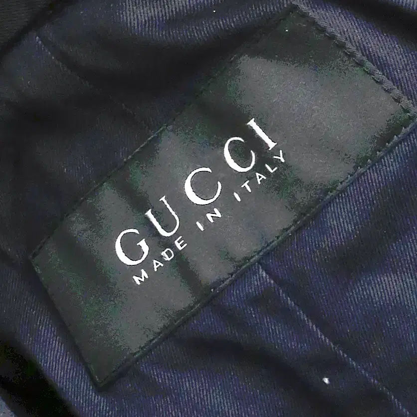 구찌 [Gucci] 블랙 헤비 벨벳 이태리 더블 숏 코트