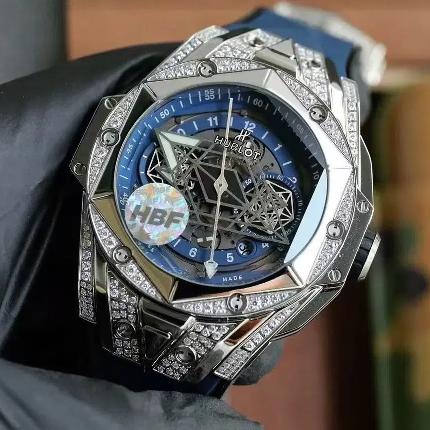 HUBLOT big bang sang bleu푸른색 문신을 새긴 손목시계