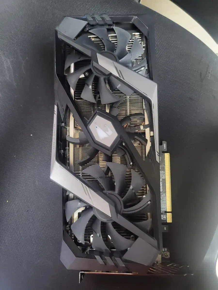 어로스 익스트림 RTX2080TI