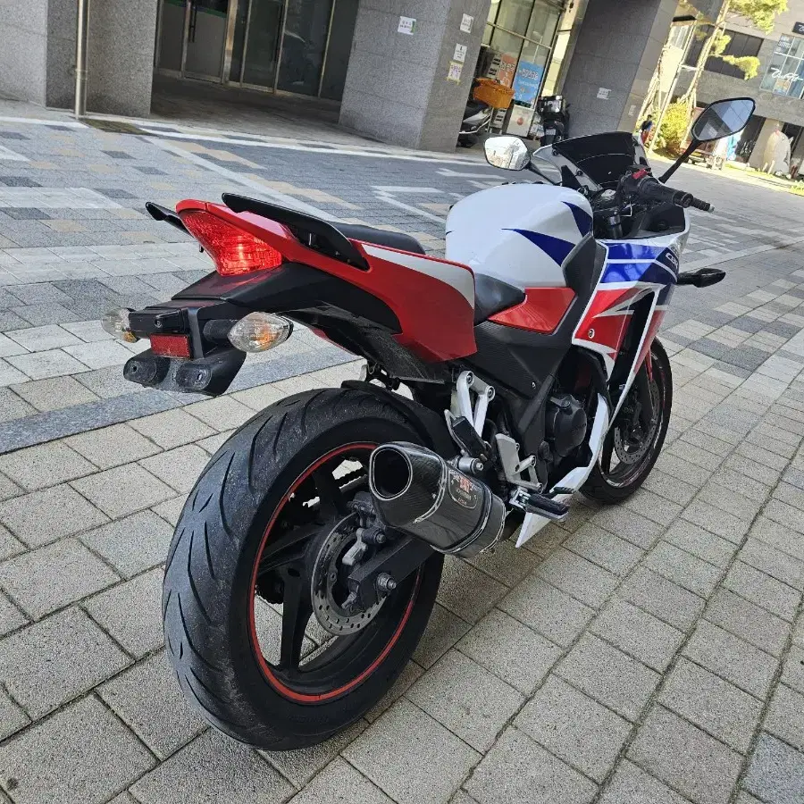 천안 평택 15년식 cbr300 관리된 바이크 판매. 충청 경기 아산