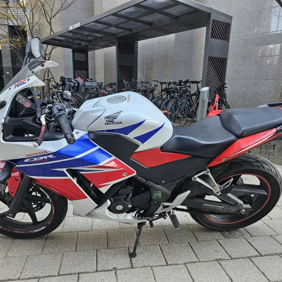 천안 평택 15년식 cbr300 관리된 바이크 판매. 충청 경기 아산