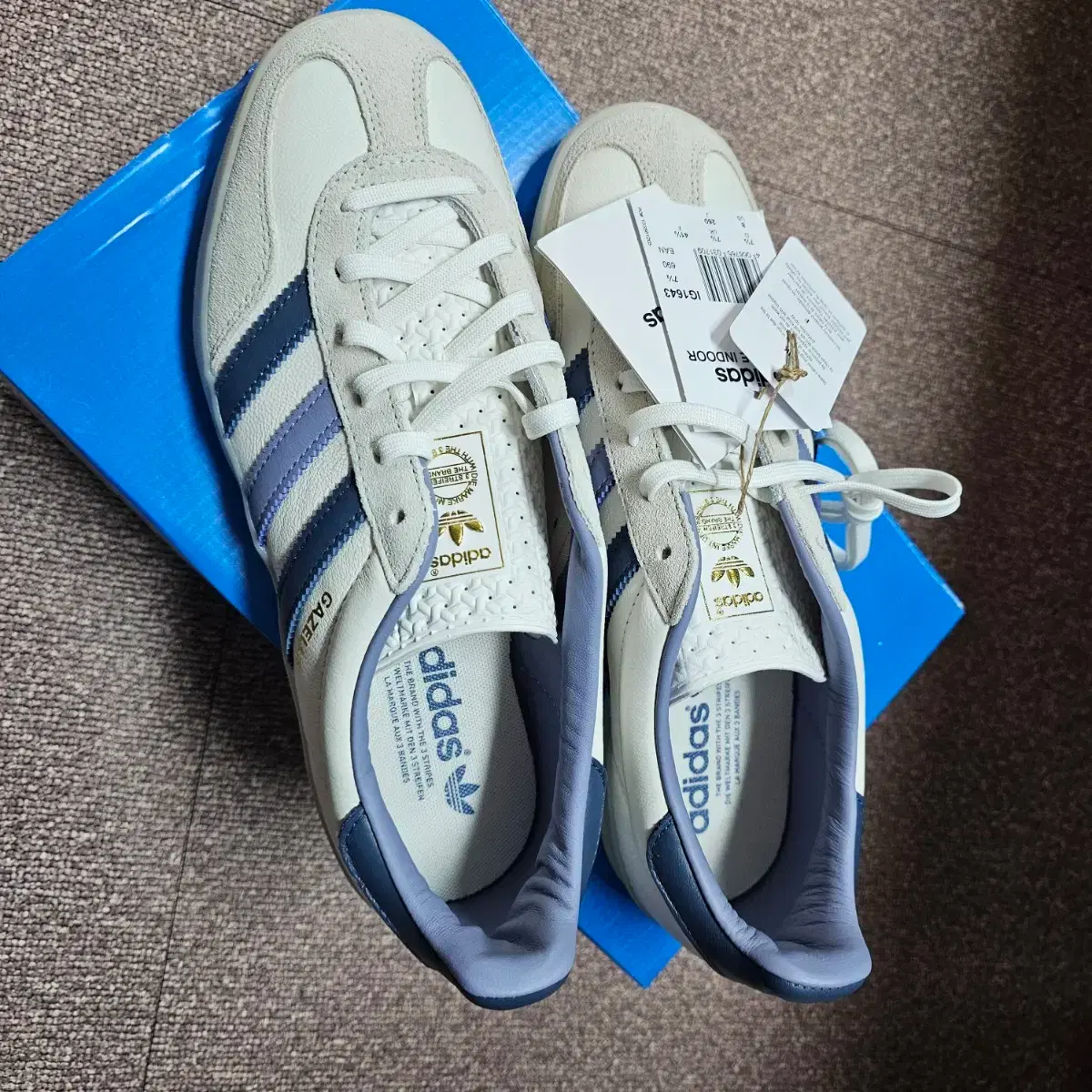 adidas Gazelle Indoor 'White Preloved Ink' IG1643 on Bunjang Global Site.