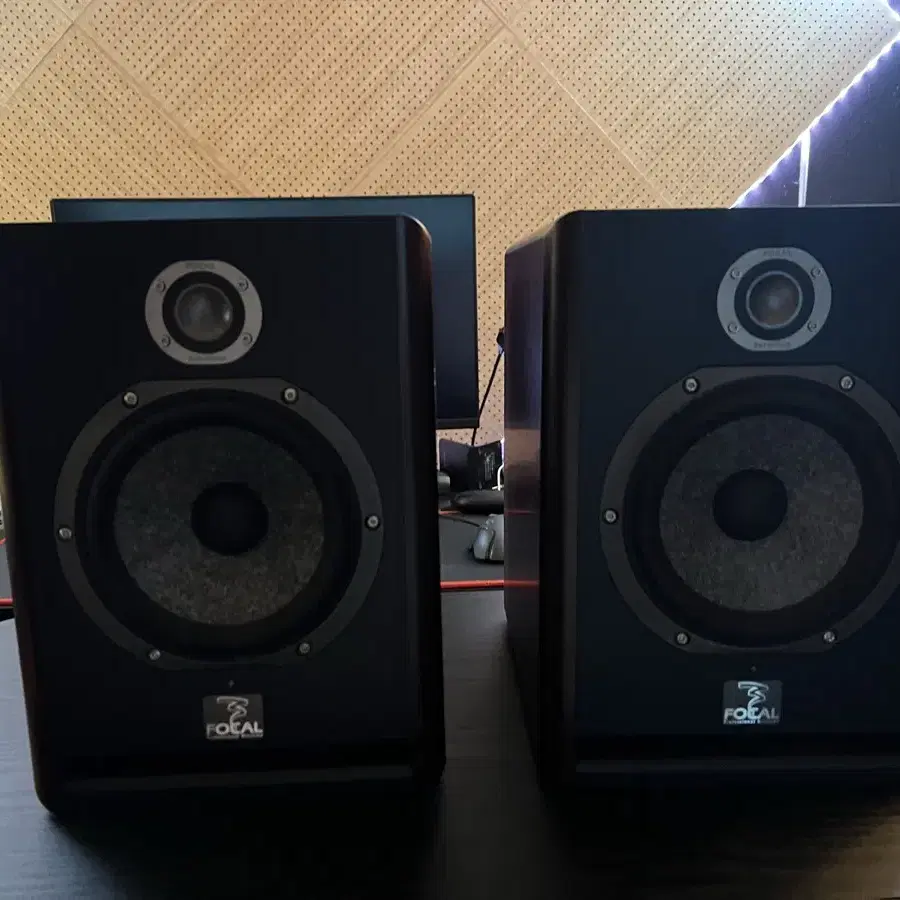 Focal solo 6 be + RME babyface pro