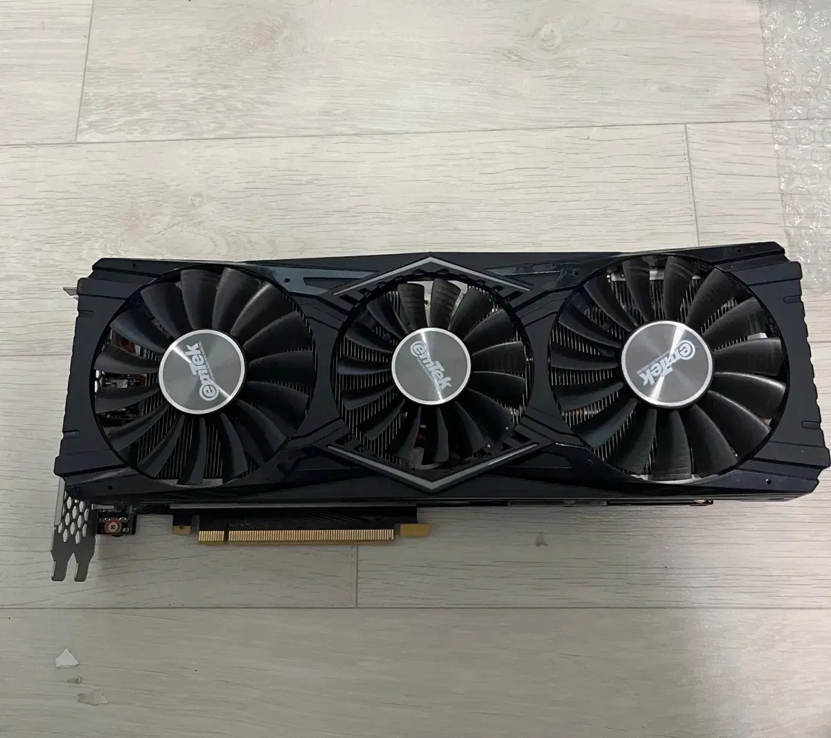 이엠텍 RTX 2080 Ti BLACK EDITION OC D6 11G