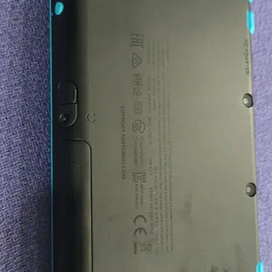 New 2ds xl 판매합니다.