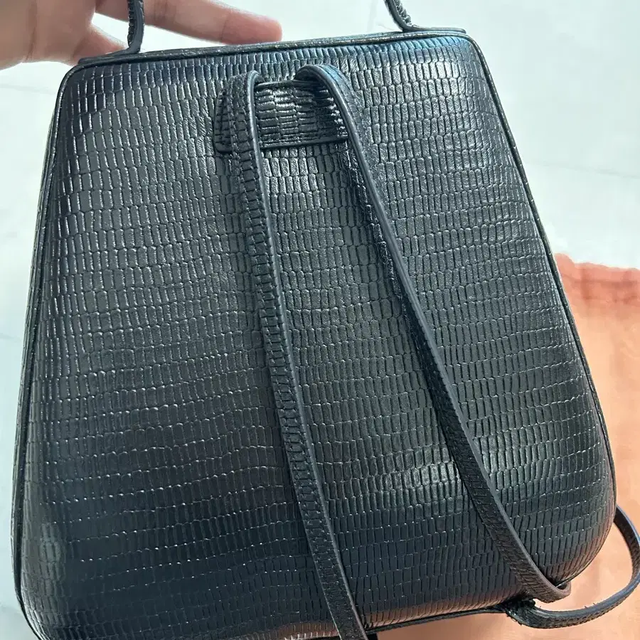 아카이브앱크 Shell teen bag(Lizard black)