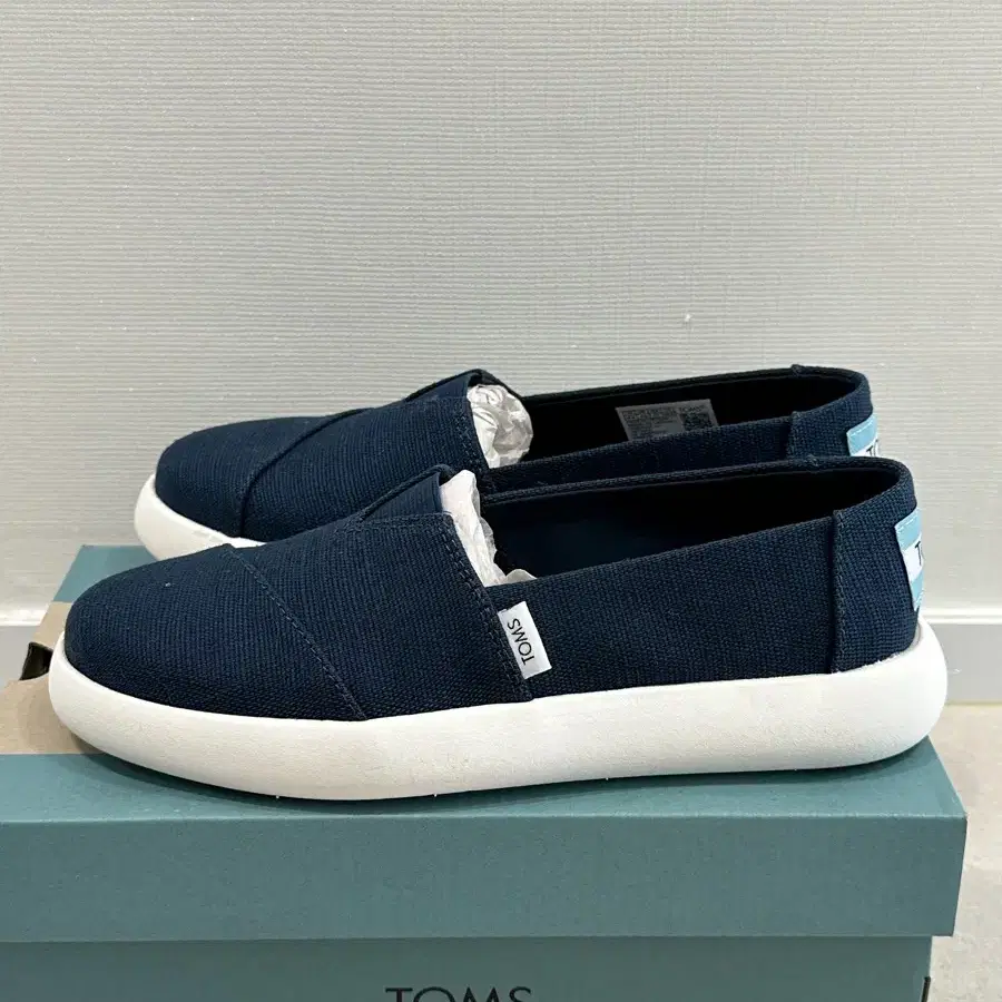 TOMS 탐스 알파가타 멜로우 네이비 235 사이즈